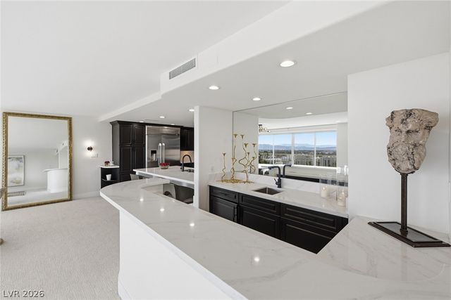 3111 Bel Air Drive 15D, Las Vegas, NV 89109