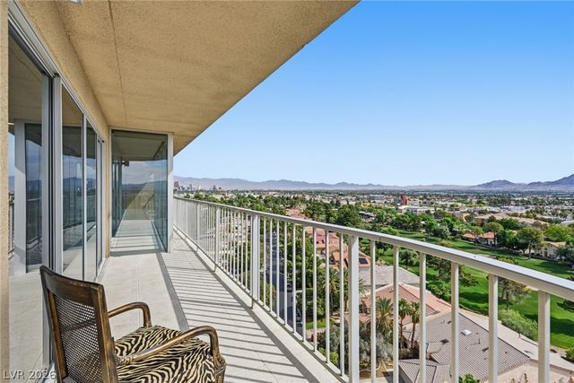 3111 Bel Air Drive 15D, Las Vegas, NV 89109