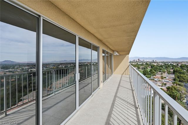 3111 Bel Air Drive 15D, Las Vegas, NV 89109