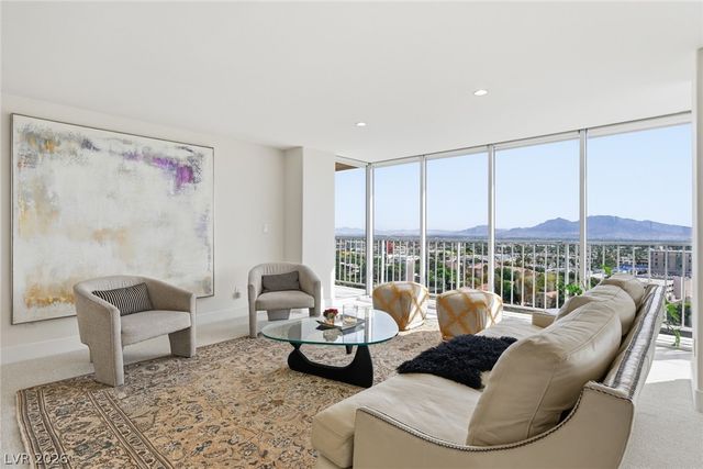 3111 Bel Air Drive 15D, Las Vegas, NV 89109