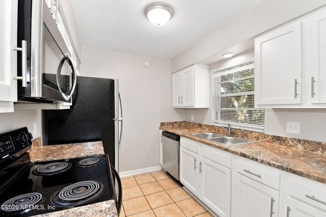 6069 ANGLIA Drive, Jacksonville, FL 32244