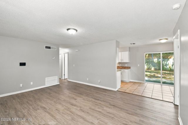 6069 ANGLIA Drive, Jacksonville, FL 32244