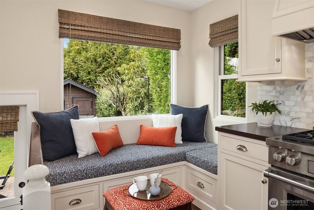 4737 46th Avenue NE, Seattle, WA 98105