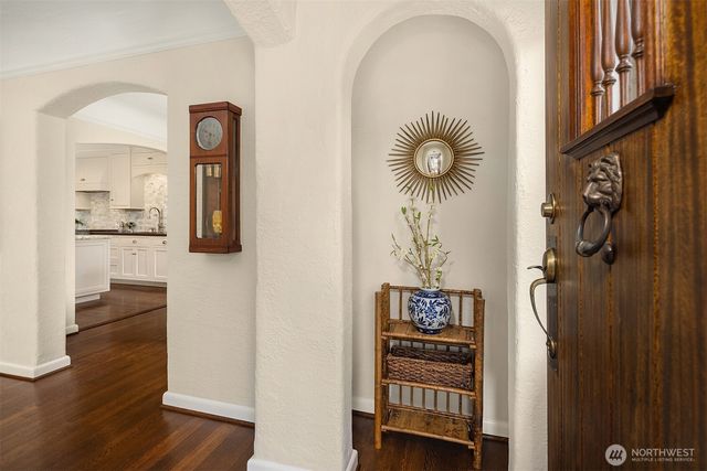 4737 46th Avenue NE, Seattle, WA 98105