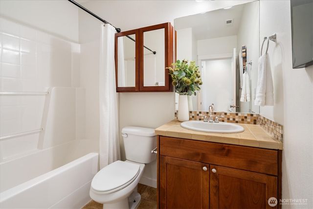 4347 Jill Place S, Seattle, WA 98108