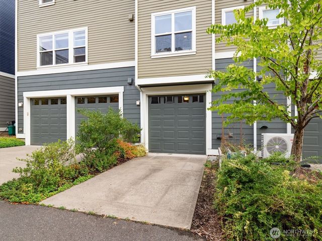 4347 Jill Place S, Seattle, WA 98108