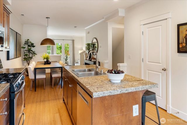 4347 Jill Place S, Seattle, WA 98108