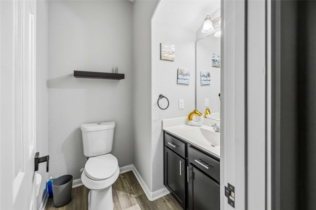 14702 Meadow Acre Trail, Houston, TX 77049