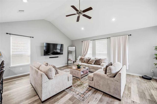 14702 Meadow Acre Trail, Houston, TX 77049