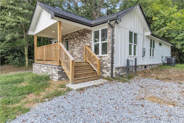 3017 Delmar NW Lane, Atlanta, GA 30311