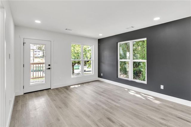 3017 Delmar NW Lane, Atlanta, GA 30311