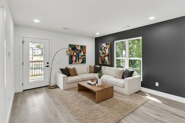 3017 Delmar NW Lane, Atlanta, GA 30311