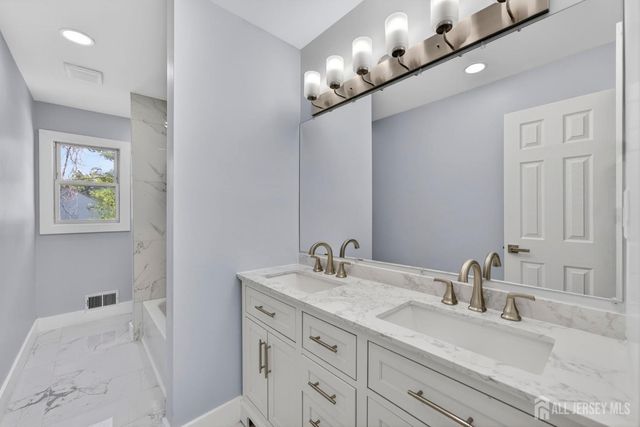 91 Oakey Drive, South Brunswick, NJ 08824