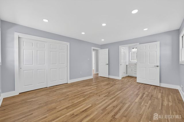 91 Oakey Drive, South Brunswick, NJ 08824