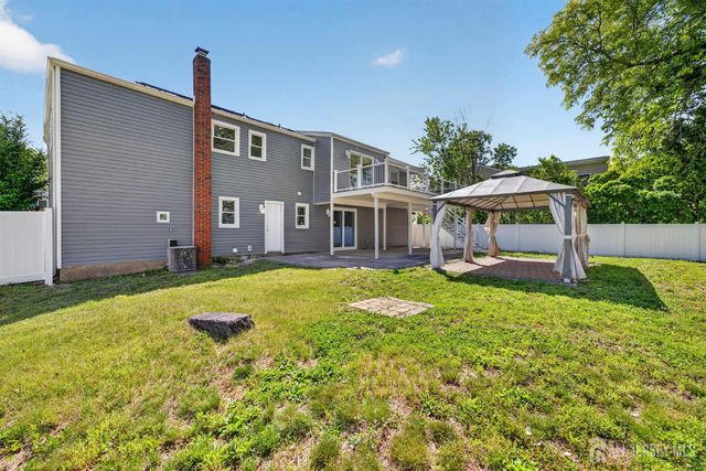 91 Oakey Drive, South Brunswick, NJ 08824