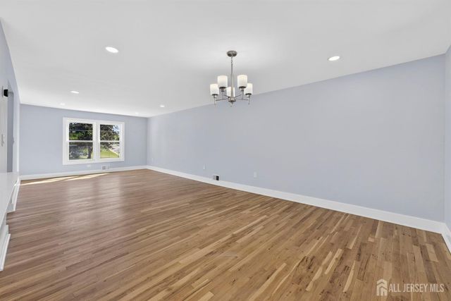 91 Oakey Drive, South Brunswick, NJ 08824