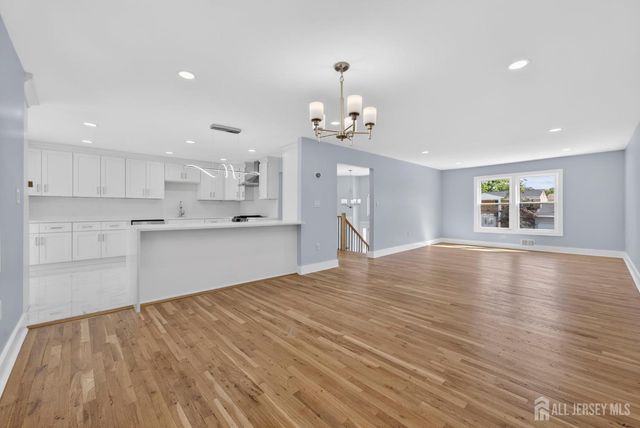 91 Oakey Drive, South Brunswick, NJ 08824
