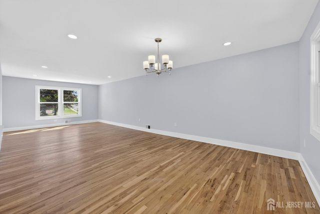 91 Oakey Drive, South Brunswick, NJ 08824