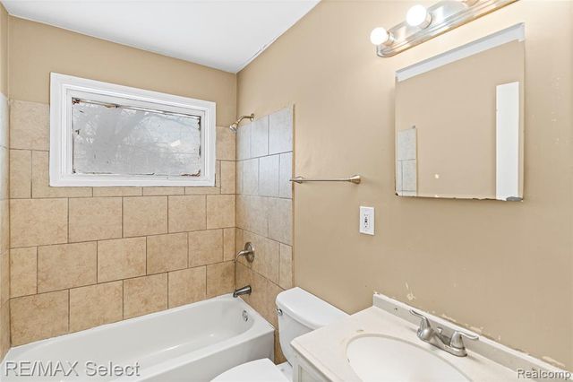 2709 Gamma Lane, Flint, MI 48506