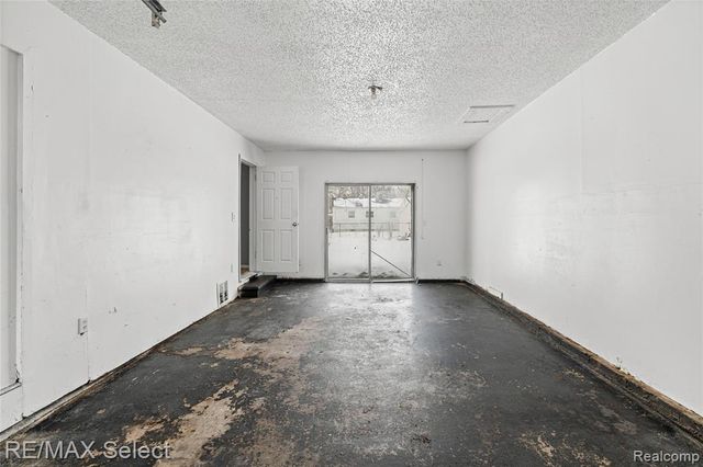 2709 Gamma Lane, Flint, MI 48506