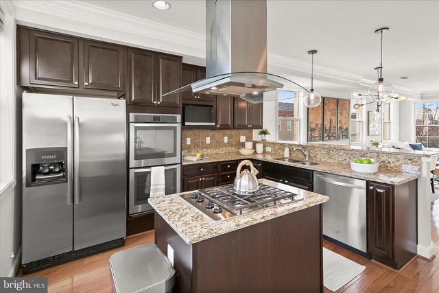 17 BIRCKHEAD ST, Baltimore, MD 21230