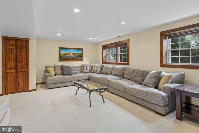 1625 AIDENN LAIR RD, Dresher, PA 19025