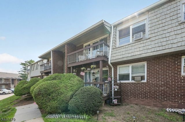 34 Deanna Dr 94, Hillsborough Twp., NJ 08844