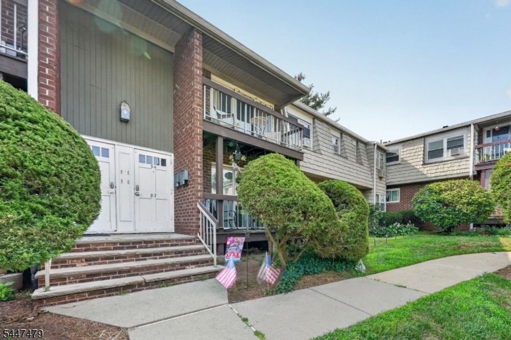 34 Deanna Dr 94, Hillsborough Twp., NJ 08844 — photo 3