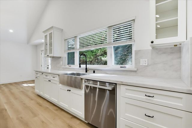 12176 E Bennett Rd, Grass Valley, CA 95945