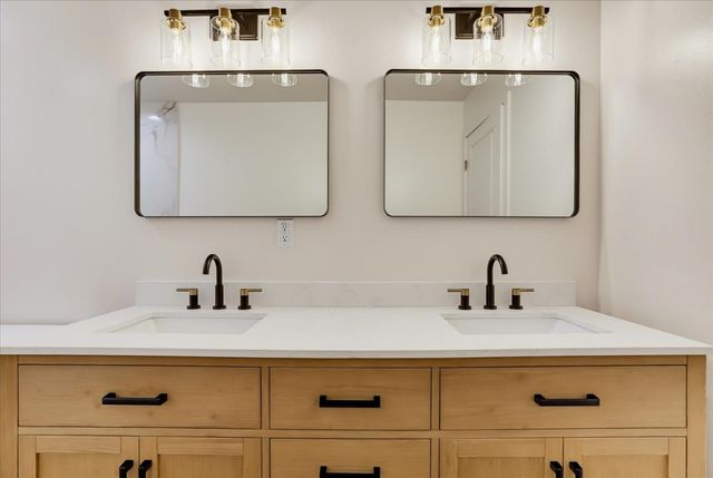 12176 E Bennett Rd, Grass Valley, CA 95945