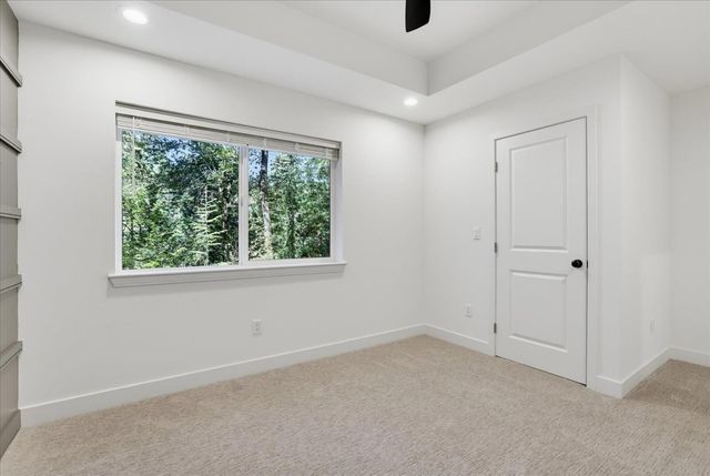 12176 E Bennett Rd, Grass Valley, CA 95945