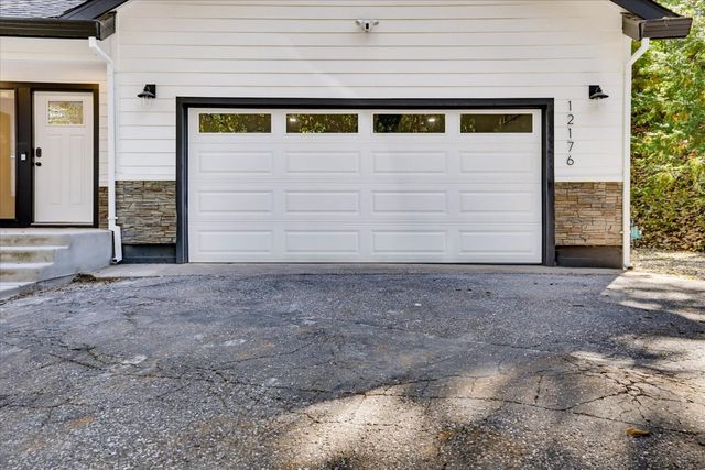 12176 E Bennett Rd, Grass Valley, CA 95945