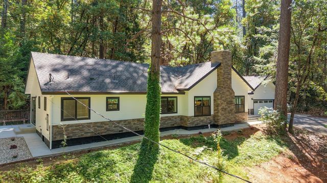 12176 E Bennett Rd, Grass Valley, CA 95945