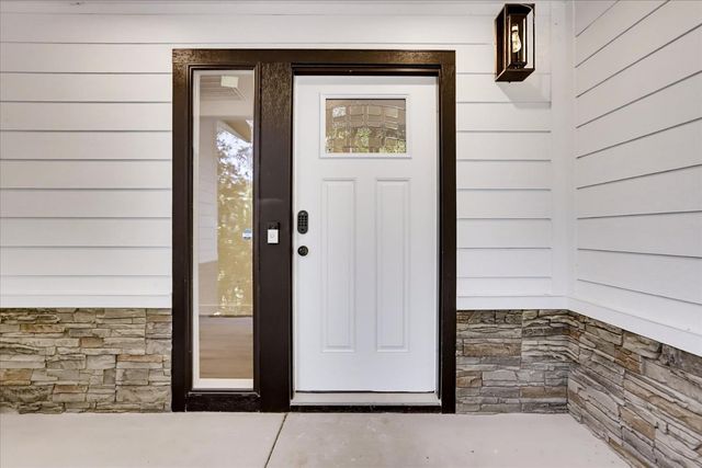12176 E Bennett Rd, Grass Valley, CA 95945