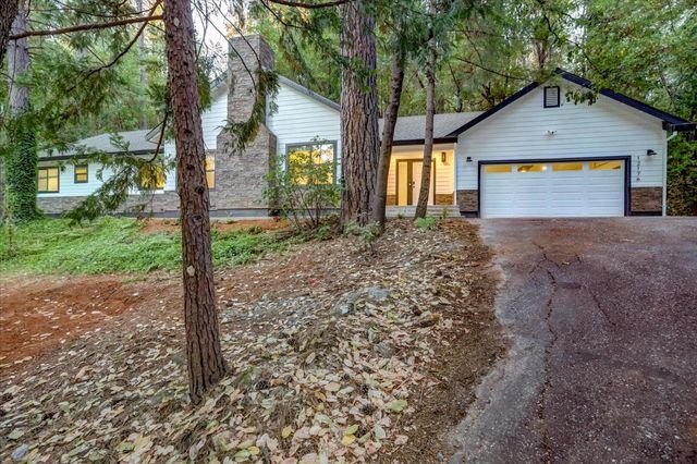 12176 E Bennett Rd, Grass Valley, CA 95945