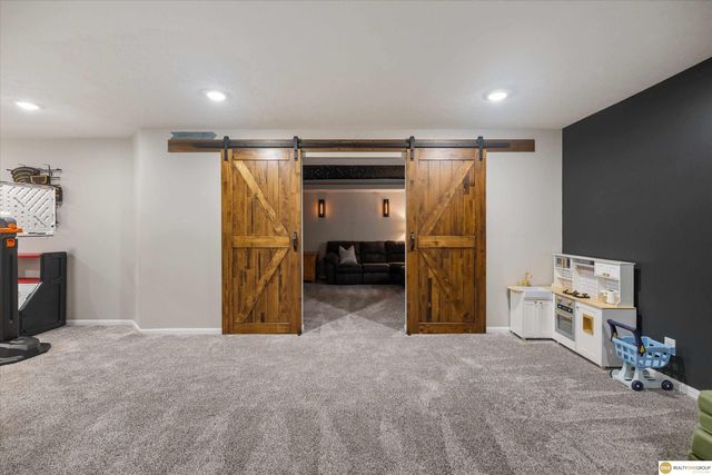 1925 Canyon Street, Bellevue, NE 68123