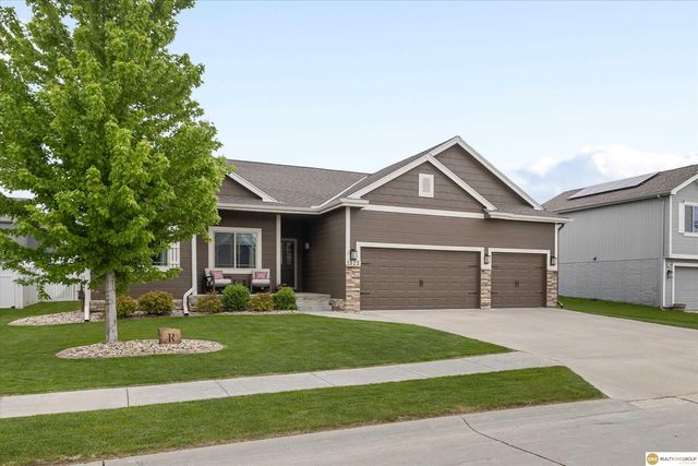 1925 Canyon Street, Bellevue, NE 68123