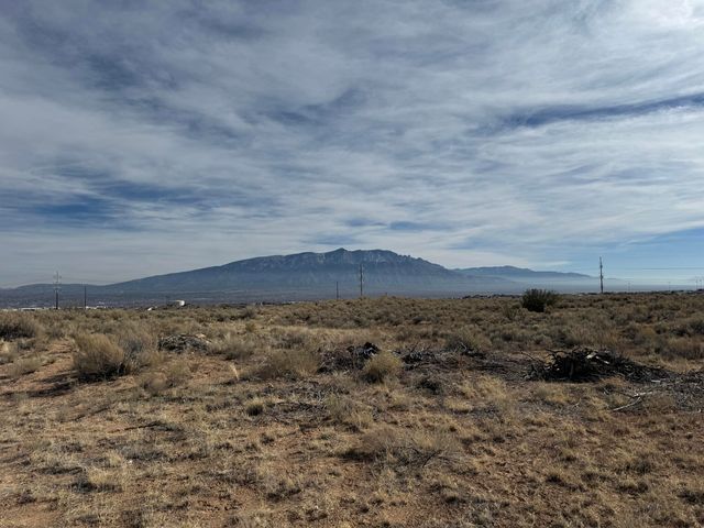 3913 MADRID Road NE, Rio Rancho, NM 87144