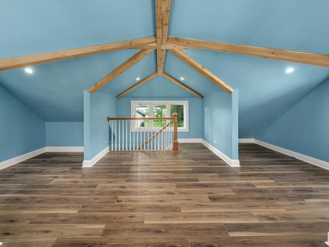 424 E Maple Avenue, La Grange, IL 60525