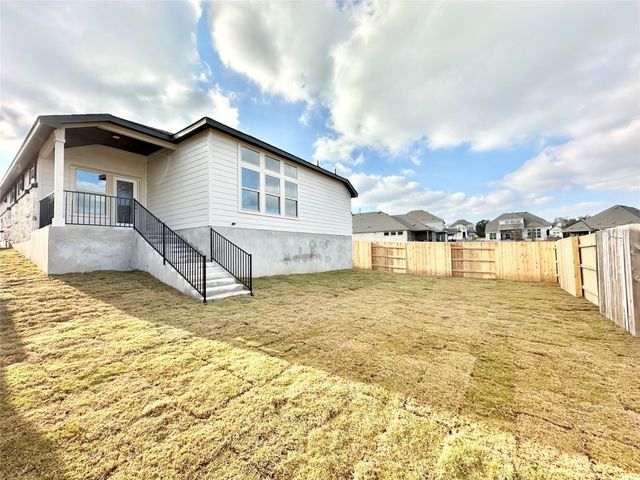 214 Du Bois LN, Kyle, TX 78640