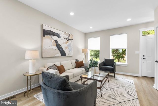 4405 OGLETHORPE ST, Hyattsville, MD 20781