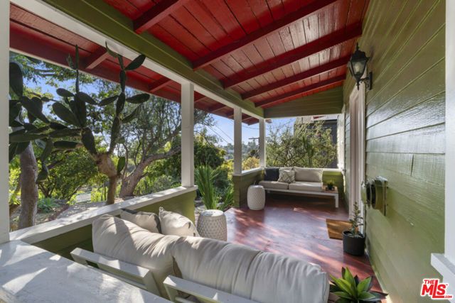 1441 Avon Terrace, Los Angeles, CA 90026