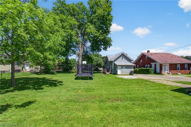 1303 Tremont Avenue SW, Massillon, OH 44647