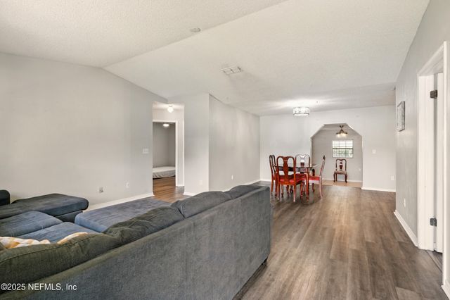 6343 ALFREDO Court, Jacksonville, FL 32244