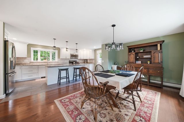 12 Woodbine Ter, Westford, MA 01886