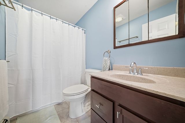 12 Woodbine Ter, Westford, MA 01886