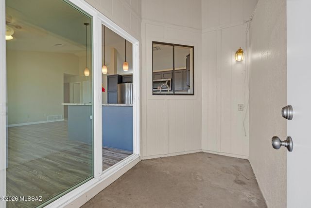 1617 W Canyon Shadows Lane, Tucson, AZ 85737