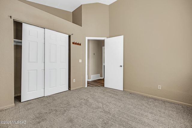 1617 W Canyon Shadows Lane, Tucson, AZ 85737