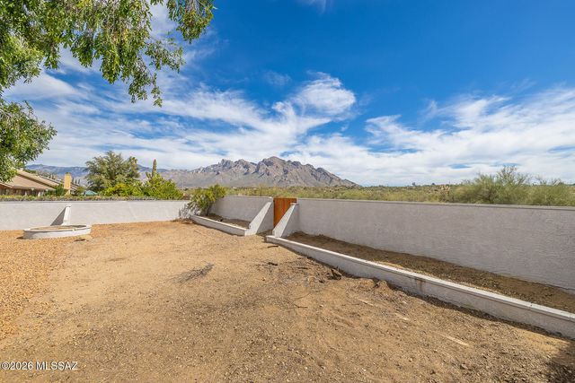 1617 W Canyon Shadows Lane, Tucson, AZ 85737
