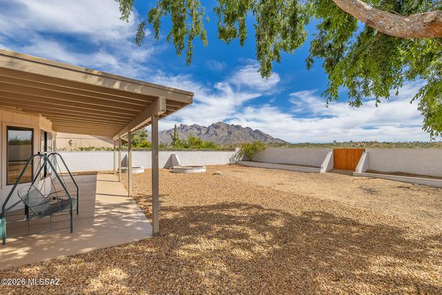 1617 W Canyon Shadows Lane, Tucson, AZ 85737